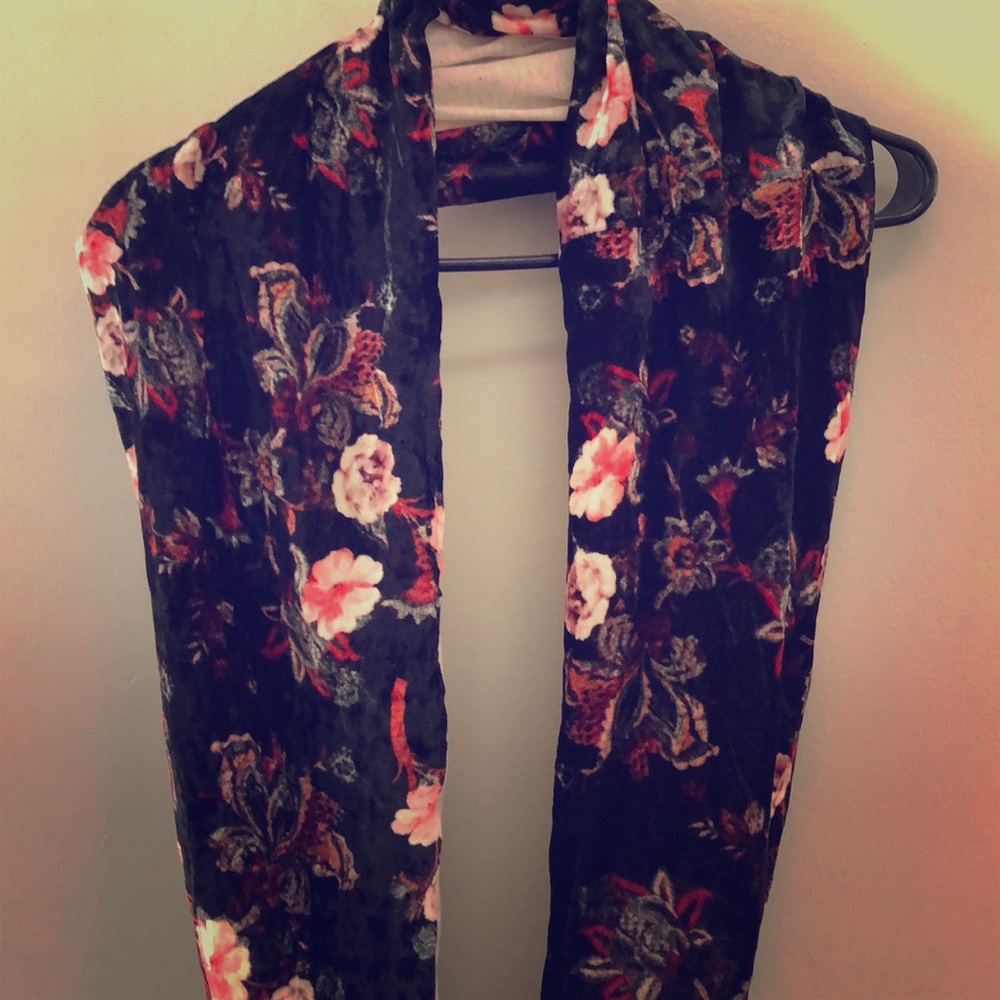 NWT Anthropologie floral velour infinity scarf